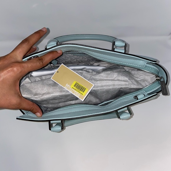 Brand new! Michael Kors shoulder bag - Picture 3 of 4